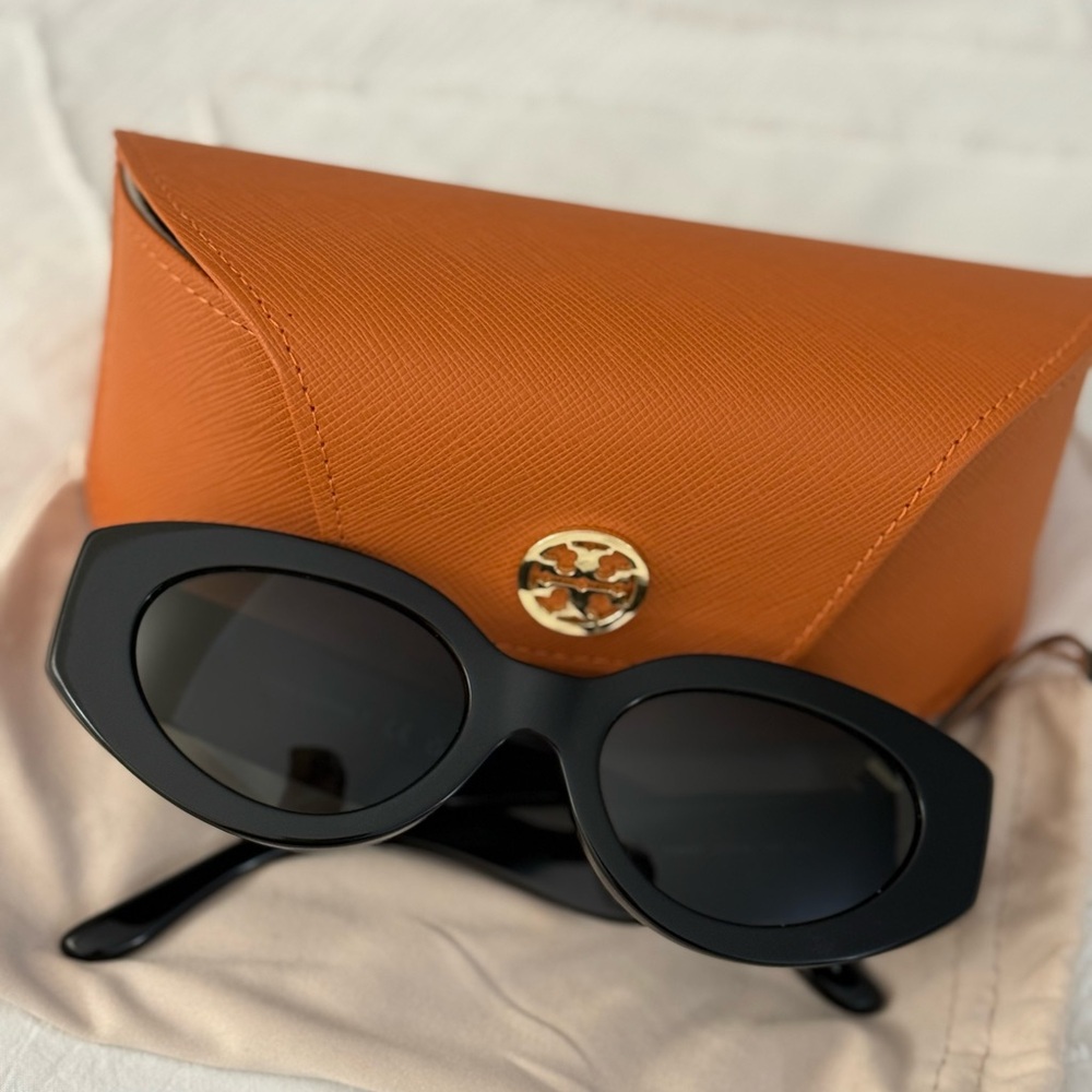 Tory Burch Black Sunglasses Bold Design